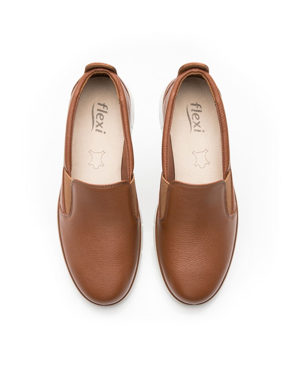 Zapato flexi de piel para mujer