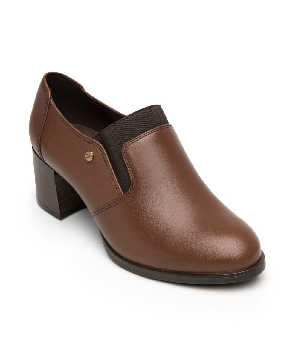 Zapatilla de piel
