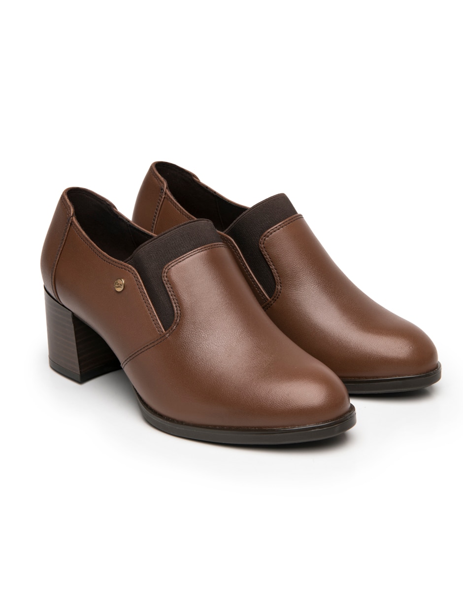 Zapatilla de piel 6