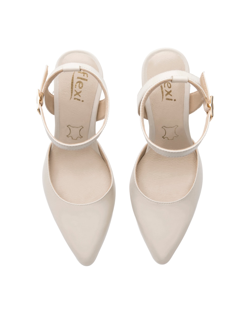 Zapatilla de piel 2